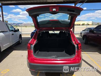 2018 Nissan Rogue Sport S - zdjęcie 14 z 28 - miniatura