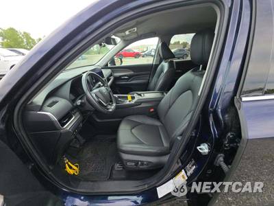 2024 Toyota Grand Highlander Limited - zdjęcie 3 z 20 - miniatura