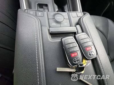 2024 Toyota Grand Highlander Limited - zdjęcie 5 z 20 - miniatura