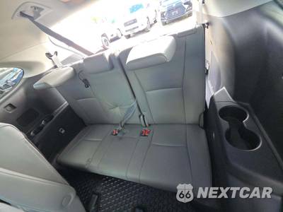 2023 Toyota Highlander Hybrid Platinum - zdjęcie 11 z 18 - miniatura