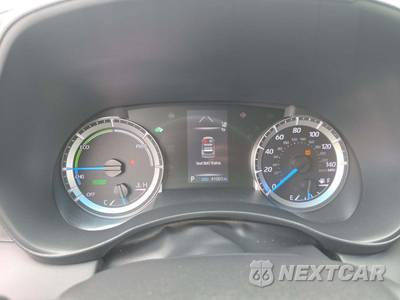 2022 Toyota Highlander Hybrid LE - zdjęcie 6 z 21 - miniatura