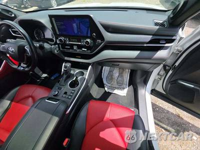 2024 Toyota Highlander XSE - zdjęcie 17 z 20 - miniatura