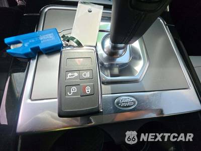 2022 Land Rover Range Rover Evoque SE - zdjęcie 8 z 20 - miniatura