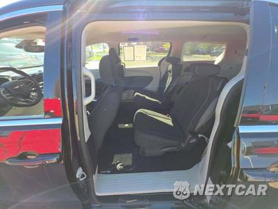 2023 Chrysler Voyager LX 121.6" WB - zdjęcie 10 z 21 - miniatura