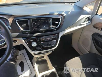 2023 Chrysler Voyager LX 121.6" WB - zdjęcie 7 z 21 - miniatura