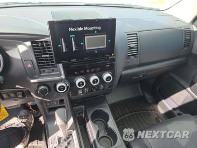 2019 Toyota Sequoia TRD Sport - zdjęcie 6 z 21 - miniatura