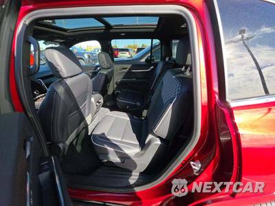 2024 GMC Acadia Denali 5SB - zdjęcie 13 z 21 - miniatura