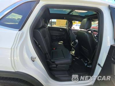 2022 Volkswagen Atlas Cross Sport 2.0T SEL R-Line - zdjęcie 16 z 22 - miniatura