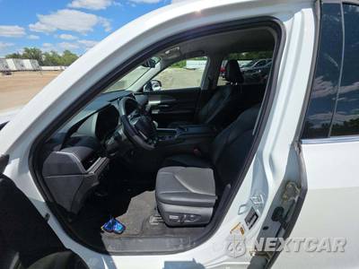 2024 Toyota Grand Highlander XLE - zdjęcie 6 z 22 - miniatura