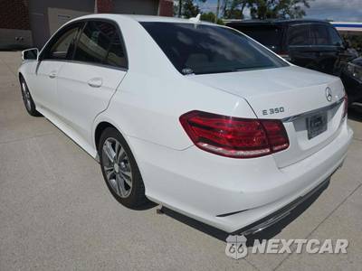 2016 Mercedes-Benz E 350 Sport 4MATIC Sedan - zdjęcie 2 z 22 - miniatura