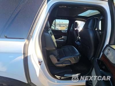 2022 Lincoln Navigator L Reserve - zdjęcie 17 z 26 - miniatura