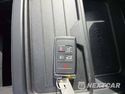 2020 Land Rover Defender 110 SE - zdjęcie 8 z 24 - miniatura