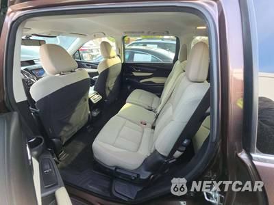 2019 Subaru Ascent Premium 8-Passenger - zdjęcie 13 z 23 - miniatura