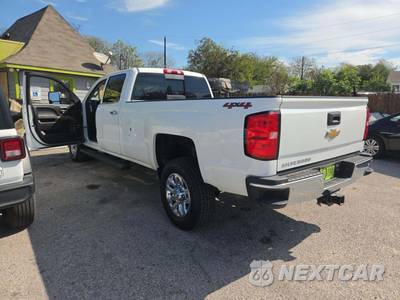 2019 Chevrolet Silverado 2500HD LTZ Crew Cab Long Bed 1LZ - zdjęcie 2 z 20 - miniatura
