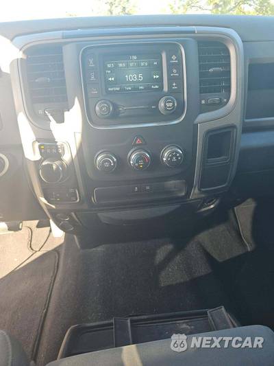 2018 Ram 1500 Tradesman Crew Cab Short Bed - zdjęcie 10 z 21 - miniatura
