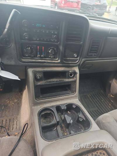 2006 Chevrolet Tahoe LS - zdjęcie 10 z 26 - miniatura
