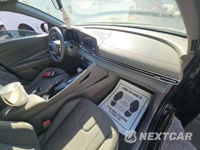 2022 Hyundai Elantra SEL - zdjęcie 19 z 26 - miniatura