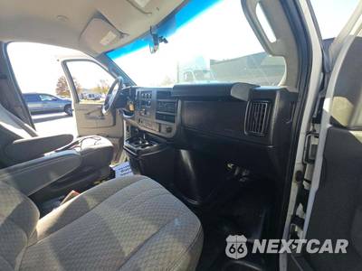 2019 GMC Savana 2500 Cargo Van 1WT 155.0" WB - zdjęcie 17 z 25 - miniatura