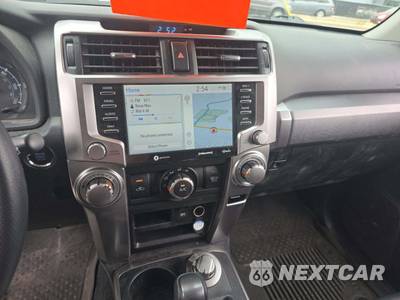 2021 Toyota 4Runner SR5 - zdjęcie 10 z 28 - miniatura
