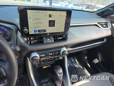 2024 Toyota RAV4 Prime XSE - zdjęcie 10 z 20 - miniatura