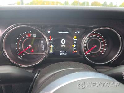 2021 Jeep Wrangler Unlimited Rubicon 392 - zdjęcie 9 z 21 - miniatura