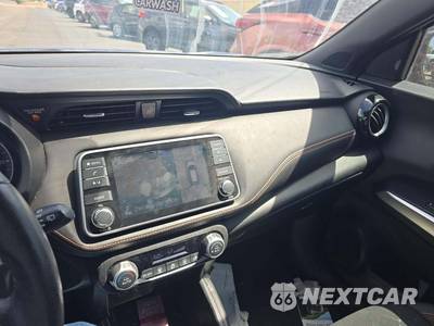 2020 Nissan Kicks SR - zdjęcie 10 z 27 - miniatura