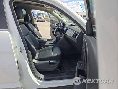 2020 Volkswagen Atlas V6 SE w/Technology R-Line - zdjęcie 16 z 22 - miniatura