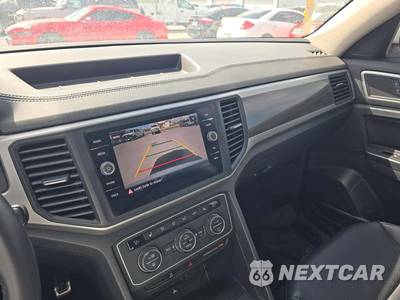 2020 Volkswagen Atlas V6 SE w/Technology R-Line - zdjęcie 7 z 22 - miniatura