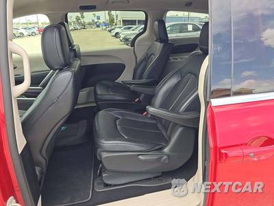 2024 Chrysler Pacifica Hybrid Select 121.6" WB - zdjęcie 10 z 25 - miniatura