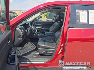 2024 Nissan Pathfinder Platinum - zdjęcie 3 z 27 - miniatura
