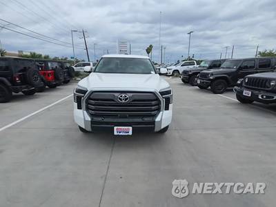 2024 Toyota Tundra Limited Crew Cab Short Bed - zdjęcie 2 z 31 - miniatura