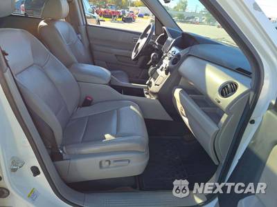 2013 Honda Pilot Touring w/Navigation & RES - zdjęcie 19 z 31 - miniatura