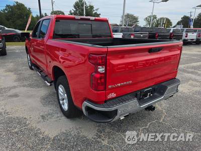 2025 Chevrolet Silverado 1500 LT Crew Cab Short Bed 1LT - zdjęcie 2 z 21 - miniatura
