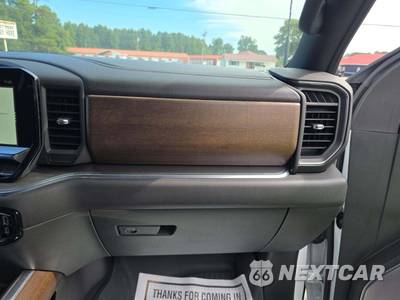 2024 Chevrolet Silverado 3500HD High Country Crew Cab Long Bed 3LZ - zdjęcie 19 z 20 - miniatura