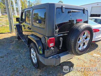 2014 Jeep Wrangler Unlimited Sahara - zdjęcie 2 z 30 - miniatura