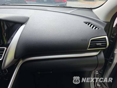 2020 Mitsubishi Eclipse Cross ES - zdjęcie 19 z 25 - miniatura