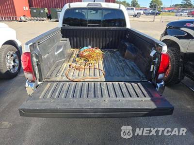 2021 Toyota Tacoma SR5 Crew Cab Medium Bed - zdjęcie 14 z 27 - miniatura