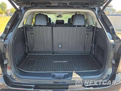 2022 Toyota Highlander Limited - zdjęcie 12 z 21 - miniatura