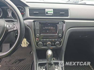 2018 Volkswagen Passat 2.0T R-Line - zdjęcie 7 z 26 - miniatura