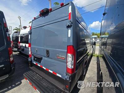 2020 Ram ProMaster 3500 Cargo Van High Roof 159.0" WB - zdjęcie 3 z 34 - miniatura