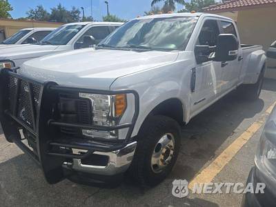 2017 Ford Super Duty F-350 XL Crew Cab Long Bed DRW