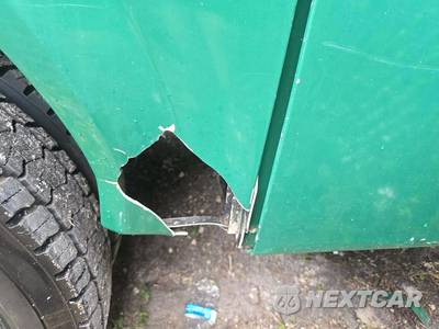 2017 Ford Super Duty F-550 Cab Chassis XL Crew Cab DRW - zdjęcie 22 z 27 - miniatura