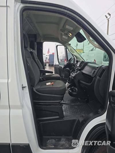 2023 Ram ProMaster 2500 Cargo Van High Roof 159.0" WB - zdjęcie 18 z 26 - miniatura