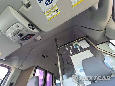 2019 Ford Transit 350 HD Passenger Van XL DRW High Roof 147.6" WB - zdjęcie 11 z 28 - miniatura