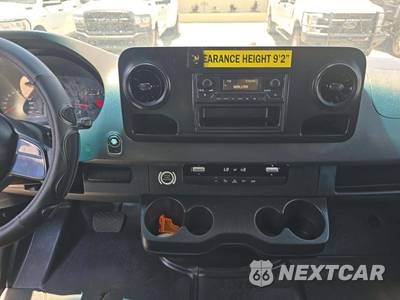 2019 Mercedes-Benz Sprinter 2500 Crew Van High Roof 144.0" WB - zdjęcie 10 z 32 - miniatura