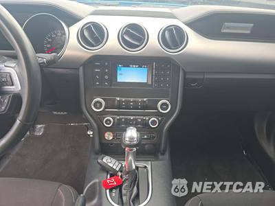 2023 Ford Mustang GT Coupe - zdjęcie 10 z 26 - miniatura