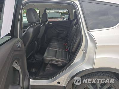2017 Ford Escape Titanium - zdjęcie 10 z 27 - miniatura