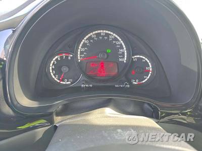 2016 Volkswagen Beetle Wolfsburg Edition Hatchback - zdjęcie 9 z 29 - miniatura