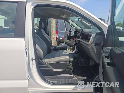 2023 Ford Super Duty F-350 XL Crew Cab Long Bed - zdjęcie 15 z 26 - miniatura