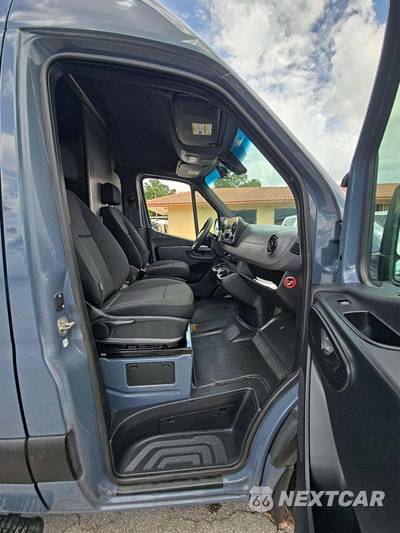 2019 Mercedes-Benz Sprinter 2500 Cargo Van High Roof 170.0" WB - zdjęcie 18 z 38 - miniatura